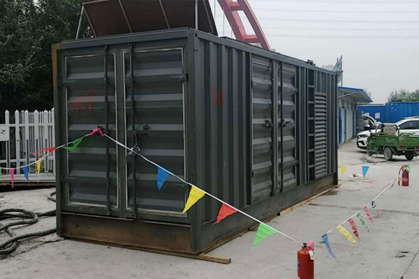 桐乡发电机租赁空气滤清器多久更换一次?